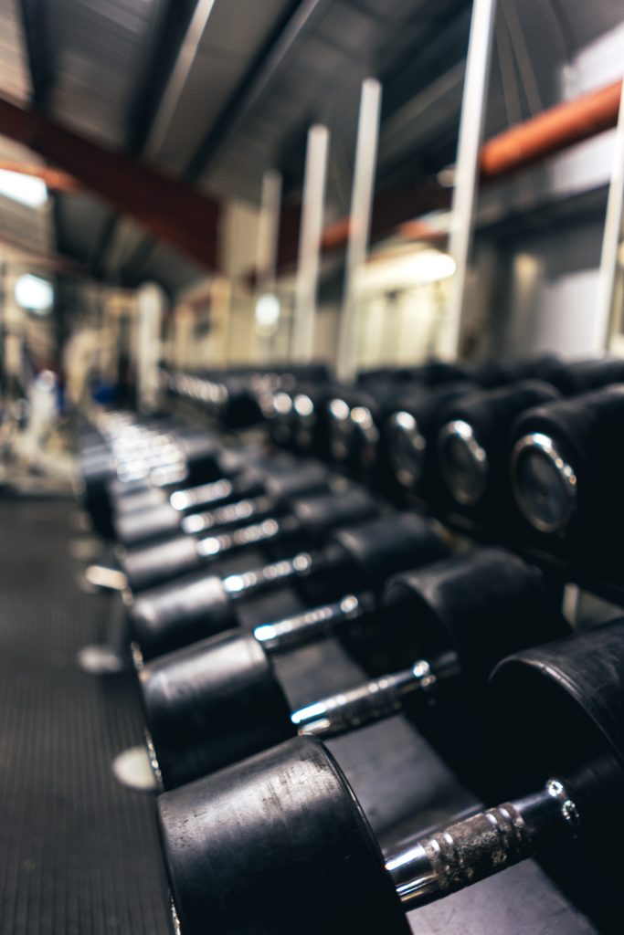 How Can Beginners Start Weight Training Safely?