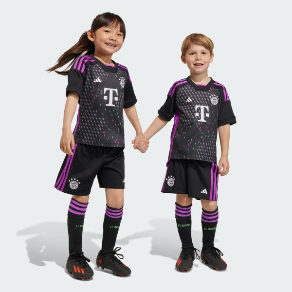 ADIDAS BAYERN MUNICH 23/24 AWAY MINI KIT - BLACK / 2/3YR